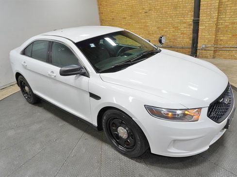 Used 2019 Ford Taurus Police Interceptor AWD image 8