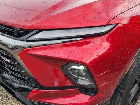 Used 2023 Chevrolet Blazer RS w/ Enhanced Convenience Package image 6