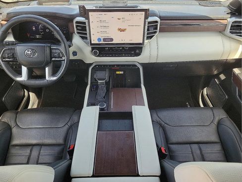 Used 2024 Toyota Sequoia Capstone image 11