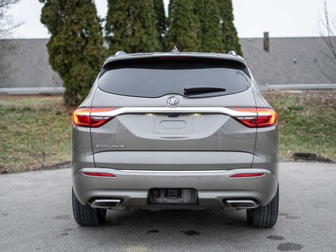Used 2020 Buick Enclave Avenir w/ Avenir Technology Package image 6