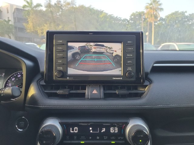 Used 2022 Toyota RAV4 XLE w/ Convenience Package FWD image 21