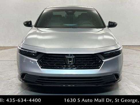 Used 2025 Honda Accord Sport image 8
