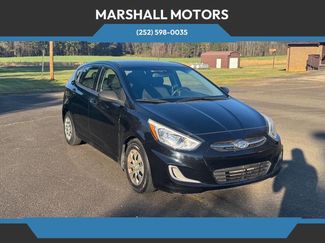 Used 2016 Hyundai Accent SE video 1