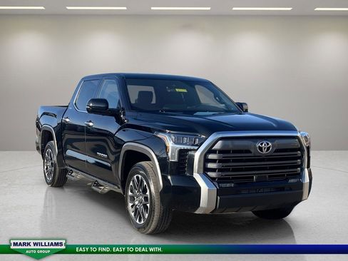 Used 2025 Toyota Tundra Limited image 1
