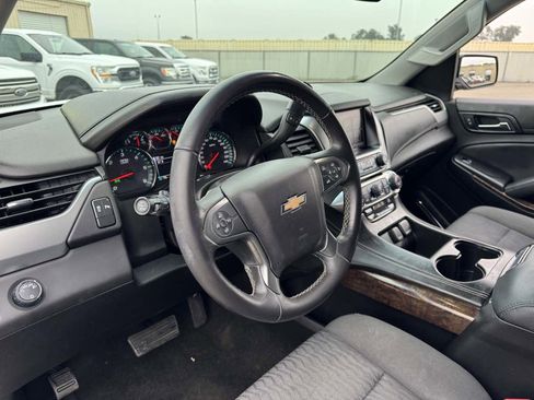 Used 2017 Chevrolet Tahoe LS image 27