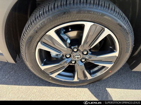 New 2026 Lexus UX 300h FWD image 10