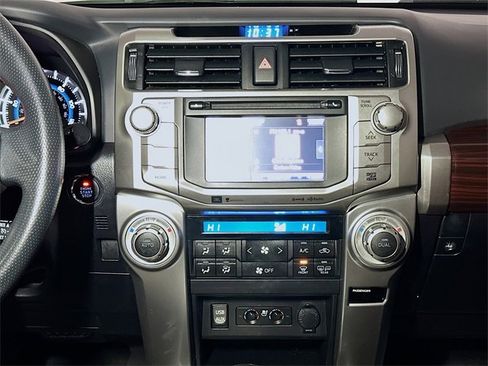 Used 2016 Toyota 4Runner Limited image 12