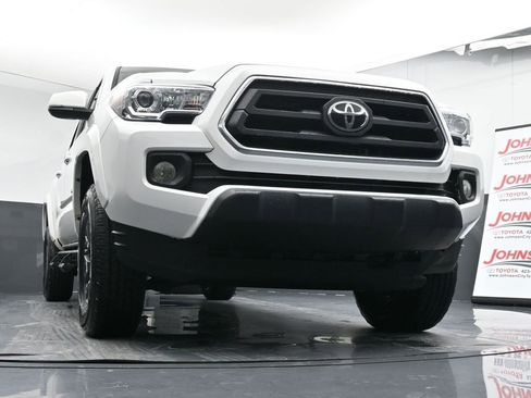 Used 2023 Toyota Tacoma SR5 image 33
