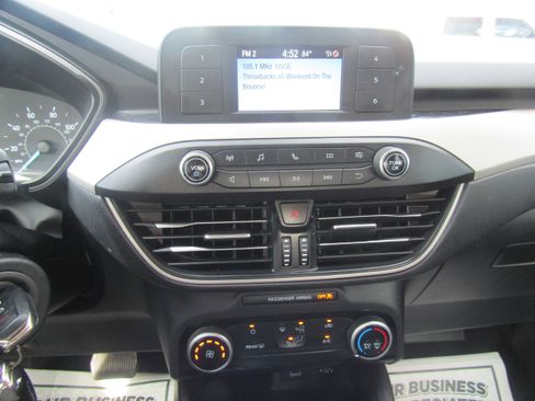 Used 2022 Ford Escape S FWD image 18