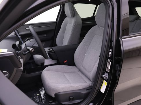 New 2025 Volvo EX30 Ultra w/ Protection Package Premier image 7