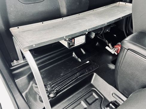 Used 2020 Chevrolet Colorado LT w/ Safety Package image 16