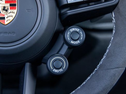 Used 2025 Porsche 911 GT3 RS RWD image 41