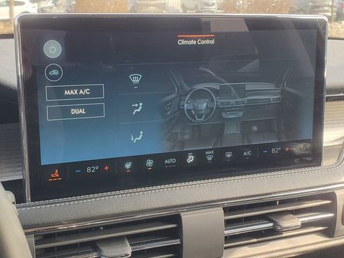 Certified 2023 Lincoln Corsair Standard w/ Equipment Group 101A image 20