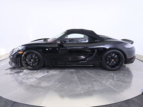 Used 2022 Porsche 718 Boxster Spyder image 12