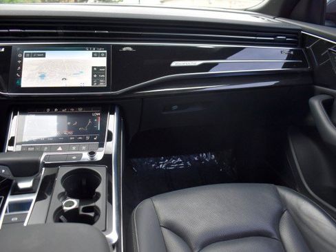 Used 2019 Audi Q8 Premium Plus AWD/4WD image 10