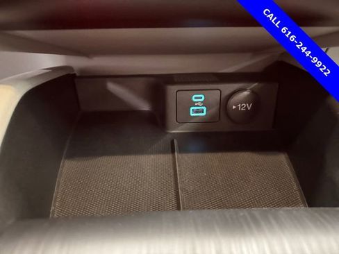 Used 2023 Ford Escape Active image 18