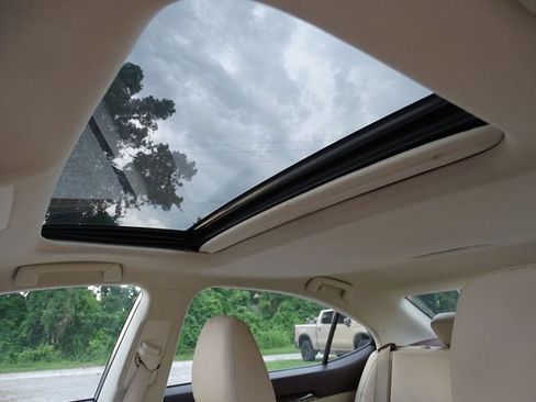 Used 2018 Lexus ES 350 w/ Premier Package FWD image 22
