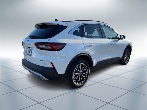 New 2025 Ford Escape Base image 4