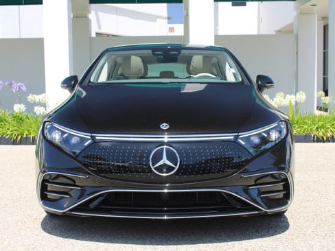 Certified 2023 Mercedes-Benz EQS 450+ Sedan image 2