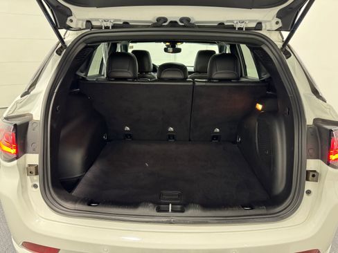 Used 2022 Jeep Compass High Altitude image 33