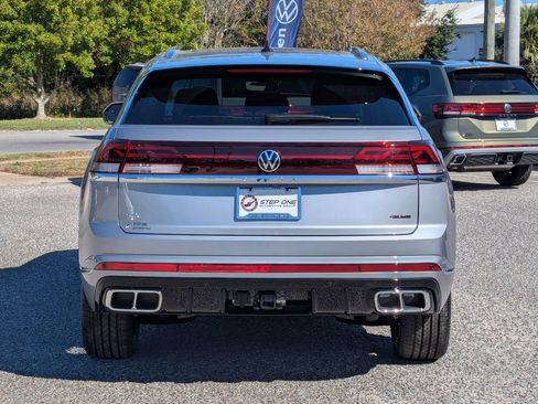 New 2026 Volkswagen Atlas Cross Sport SEL Premium R-Line AWD/4WD image 6