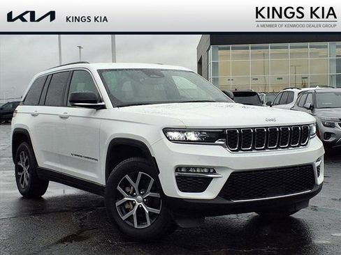 Used 2024 Jeep Grand Cherokee Limited image 1