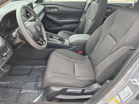 Used 2023 Honda Accord LX image 11