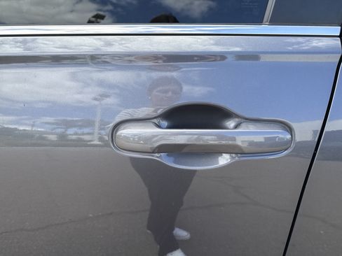 Certified 2024 Honda Pilot EX-L image 12