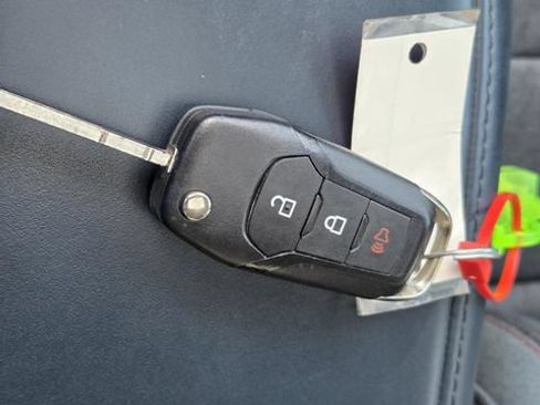 Used 2023 Ford Maverick XLT FWD image 36