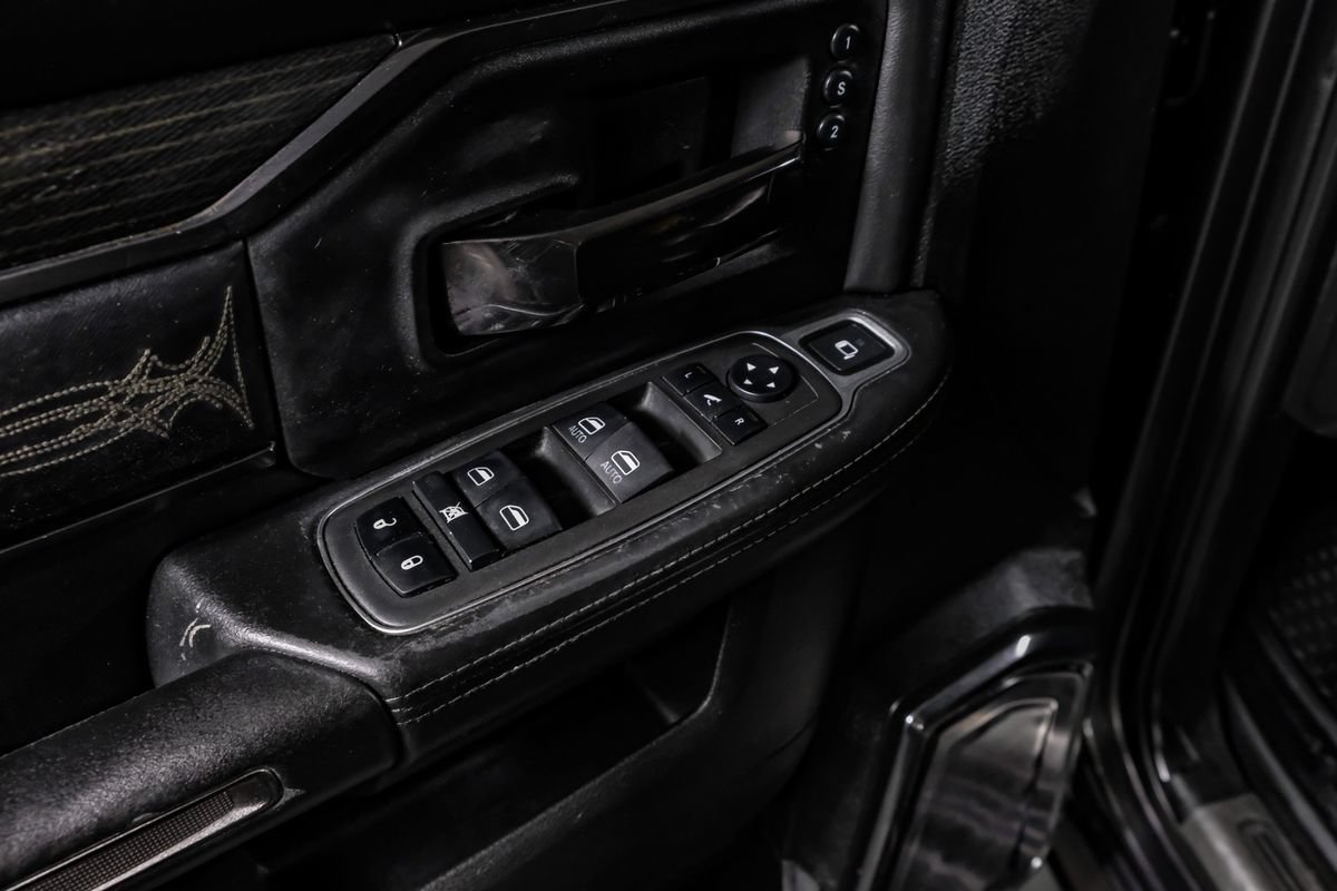 Used 2022 RAM 2500 Limited AWD/4WD image 35