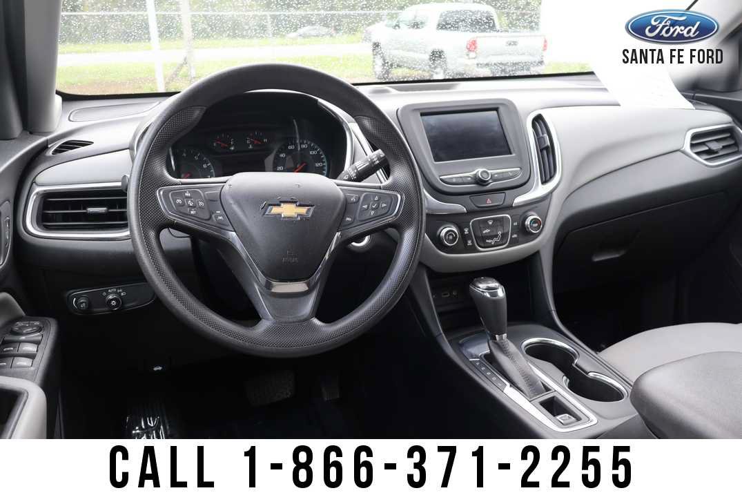 Used 2020 Chevrolet Equinox LS w/ LS Convenience Package FWD image 17
