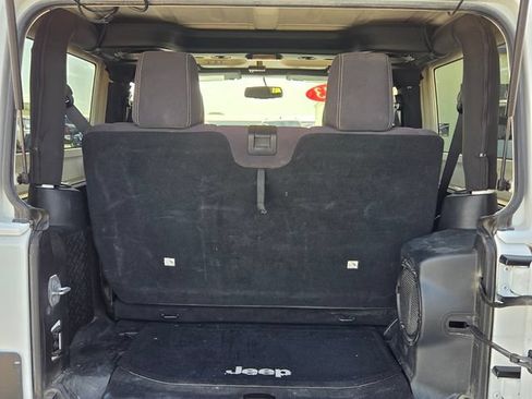 Used 2014 Jeep Wrangler Sahara AWD/4WD image 12