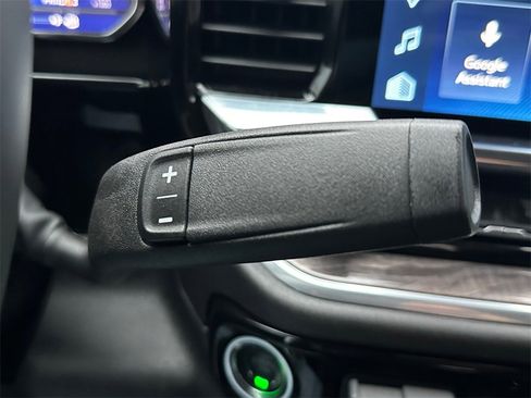 Used 2025 Chevrolet Silverado 2500 LTZ image 30