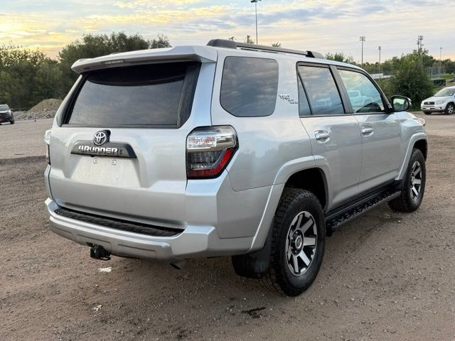 Used 2022 Toyota 4Runner TRD Off-Road Premium AWD/4WD image 5