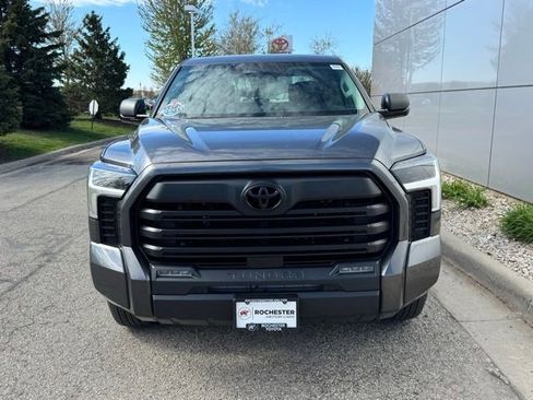 Used 2024 Toyota Tundra SR5 w/ SR5 Convenience Package AWD/4WD image 35