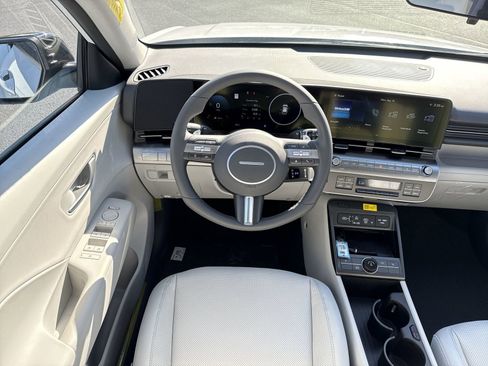 Certified 2026 Hyundai Kona SEL Premium AWD/4WD image 17