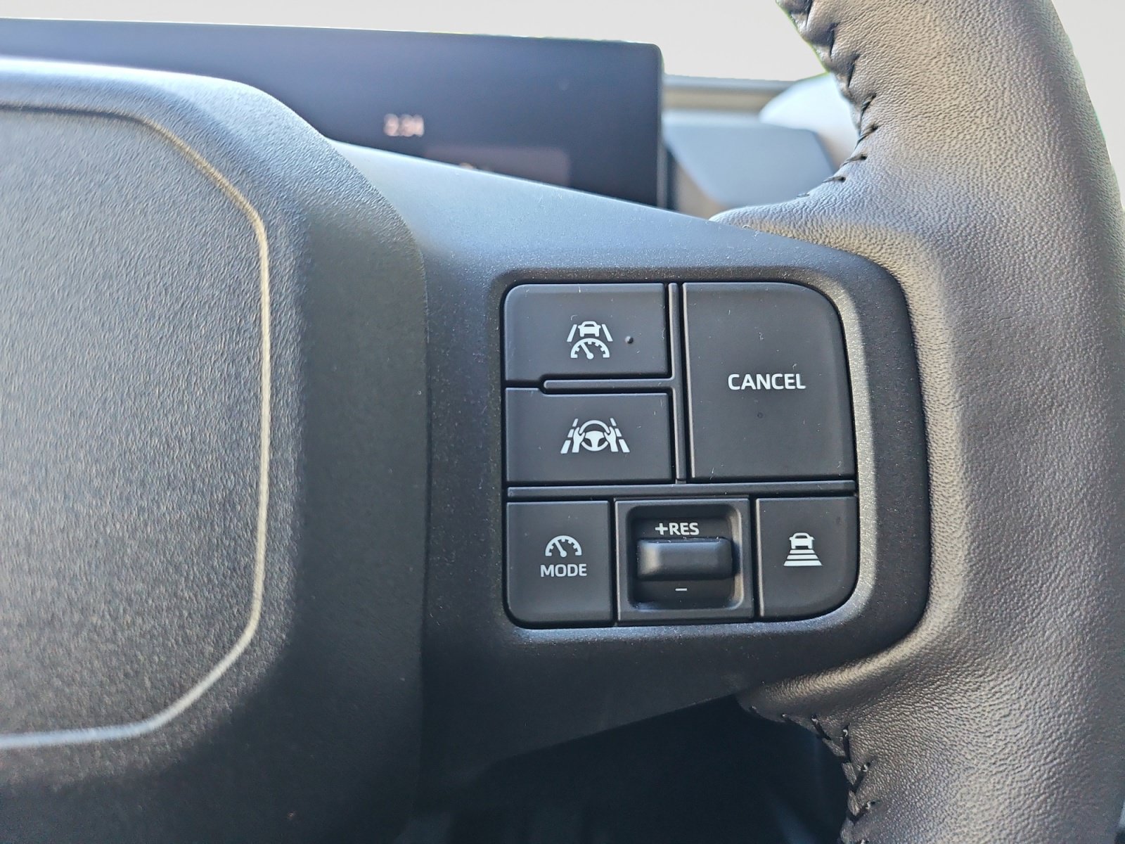 Used 2026 Toyota RAV4 XLE Premium w/ Weather Package FWD image 27