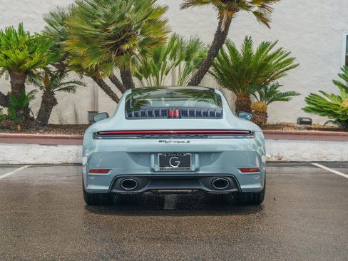 Used 2025 Porsche 911 Carrera S image 5