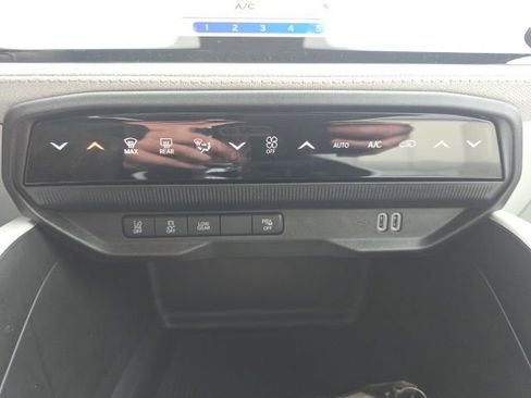 New 2026 Jeep Cherokee Laredo AWD/4WD image 21