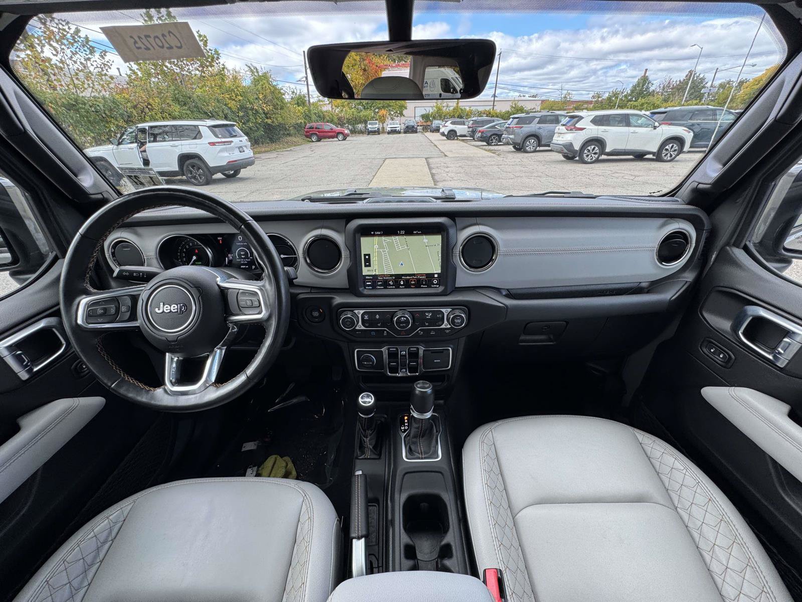 Used 2022 Jeep Wrangler Unlimited Sahara AWD/4WD image 33