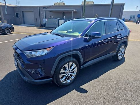 Used 2020 Toyota RAV4 XLE Premium AWD/4WD image 1