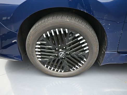 Used 2024 Nissan Leaf SV Plus image 10