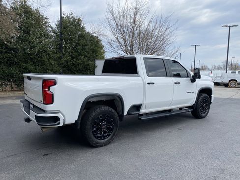 Used 2024 Chevrolet Silverado 2500 LT w/ Z71 Sport Edition image 9