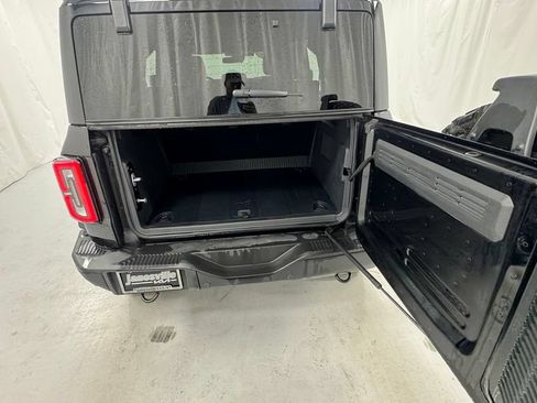 Used 2025 Ford Bronco Badlands AWD/4WD image 15
