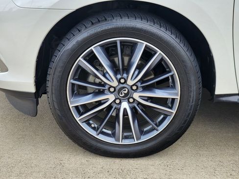 Used 2017 INFINITI QX60 FWD w/ Deluxe Technology Package image 10