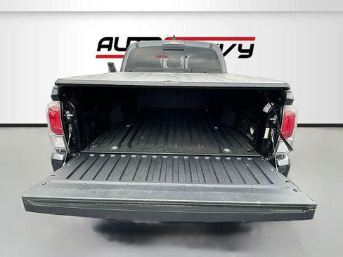 Used 2023 Toyota Tacoma TRD Sport w/ Technology Package image 23