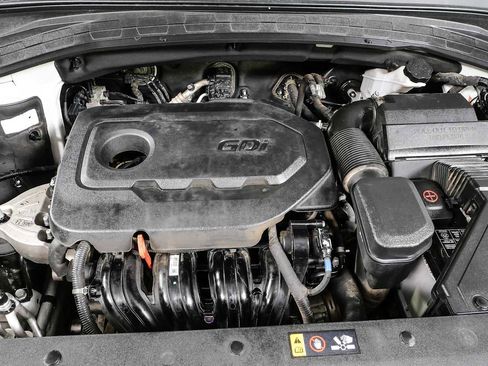 Used 2019 Hyundai Santa Fe SE FWD image 33
