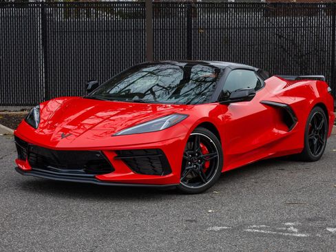 Used 2024 Chevrolet Corvette Stingray Preferred Conv w/ Z51 Performance Package image 6