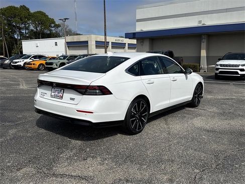 Certified 2025 Honda Accord Touring image 5