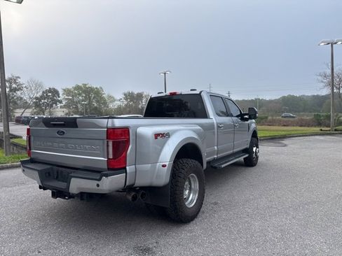 Used 2022 Ford F350 Lariat w/ Lariat Ultimate Package image 5